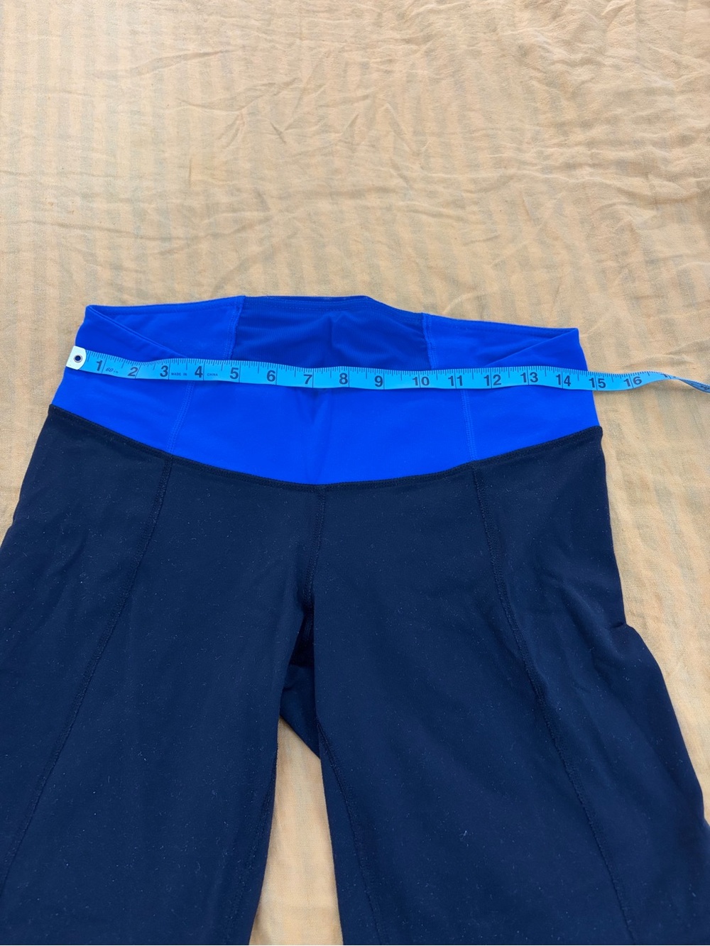Vintage lulu lemon bike shorts - Picture 3 of 5
